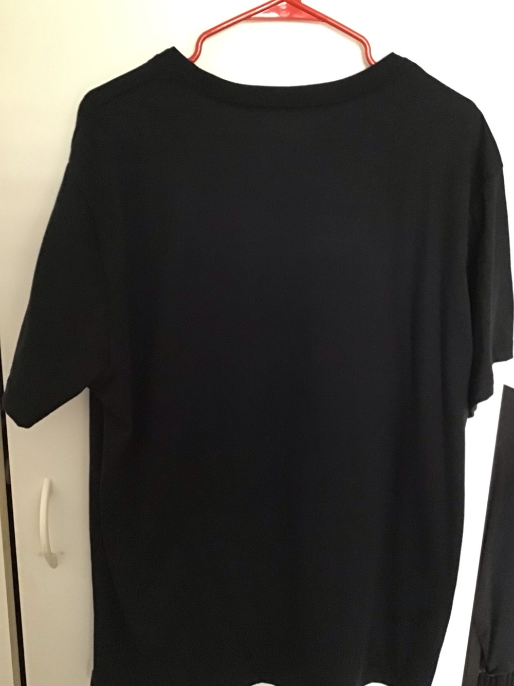 Warner Bros. Black Looney Tunes 'That's all Folks!' Graphic Tee - Picture 2 of 3